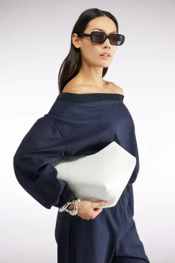 BLOUSE Ã ÃPAULES OUVERTES