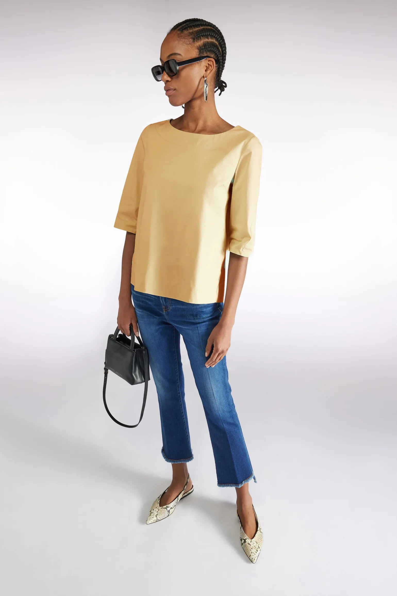 BLOUSE AVEC EMPIÃCEMENT