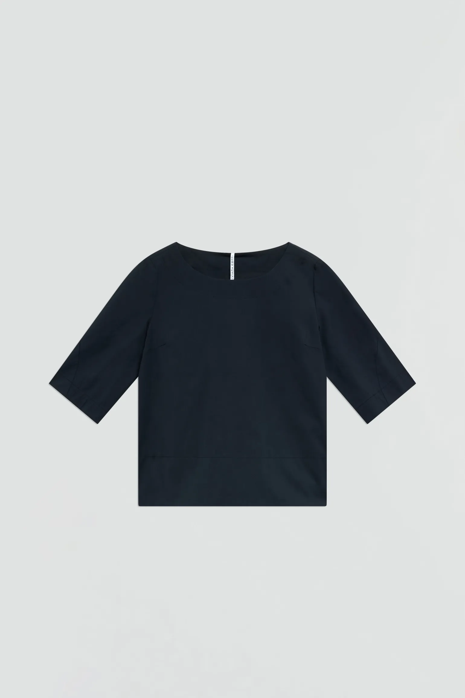 BLOUSE AVEC EMPIÃCEMENT