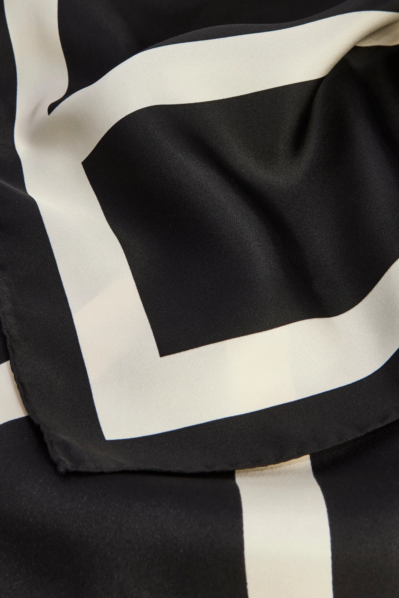 FOULARD MOTIF LOGO