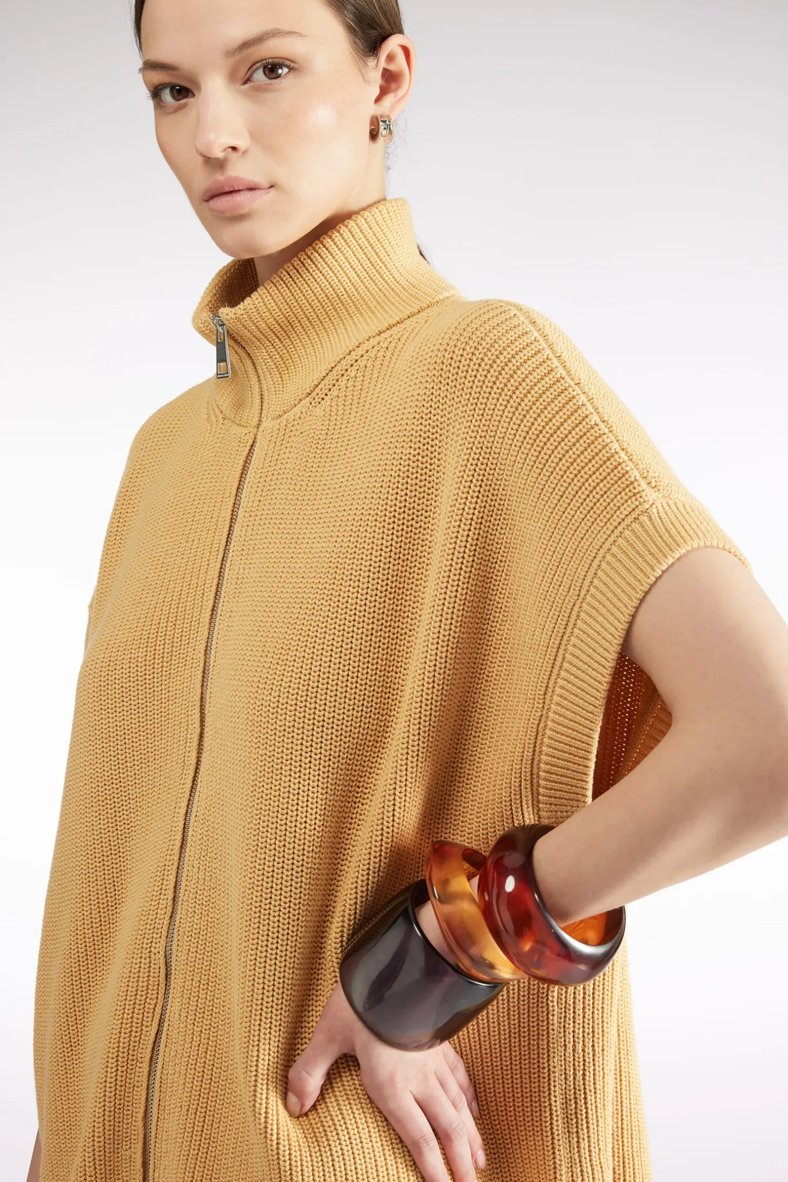 GILET AVEC FERMETURE ÃCLAIR