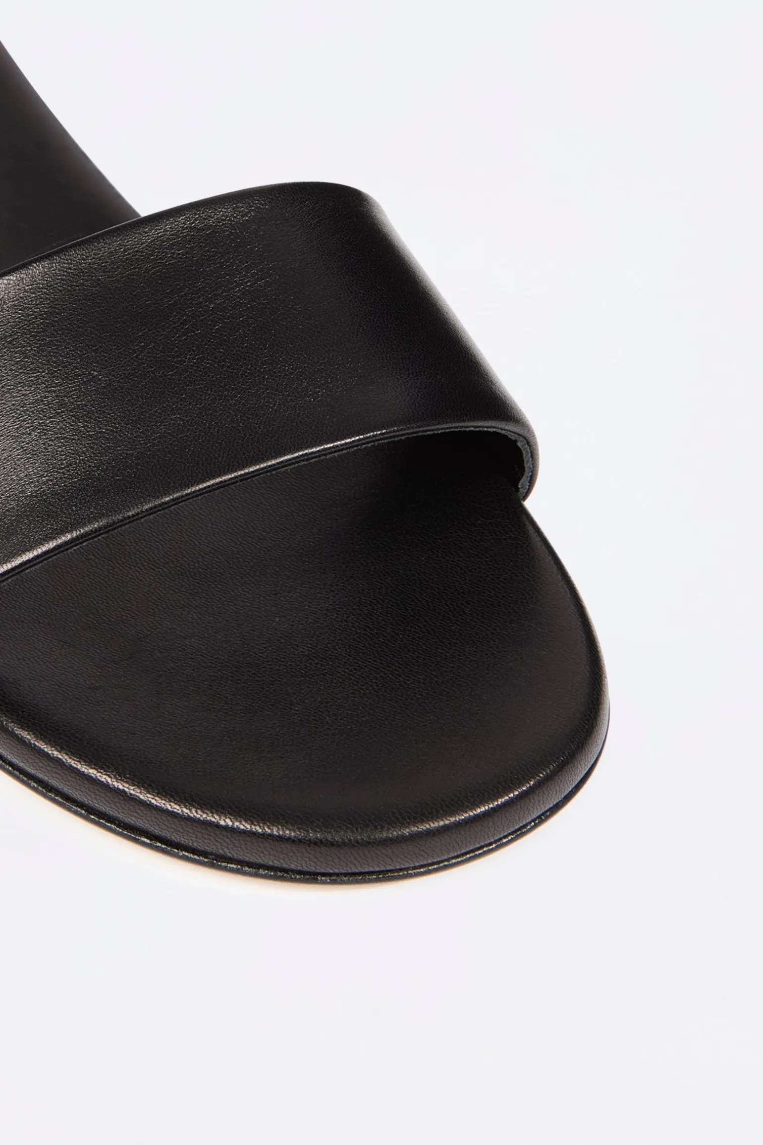 MULES PLATES AVEC BANDE