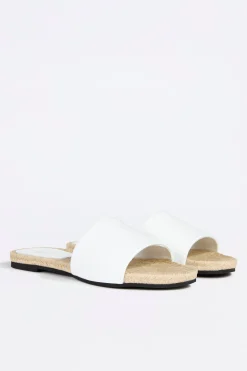 MULES PLATES AVEC BANDE