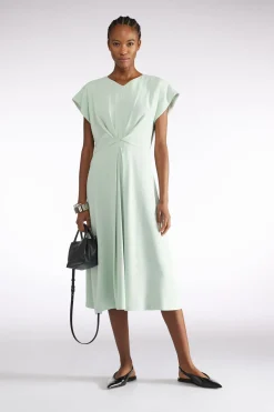 ROBE Ã DRAPÃ