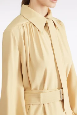 ROBE AVEC CEINTURE