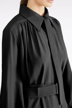 ROBE AVEC CEINTURE