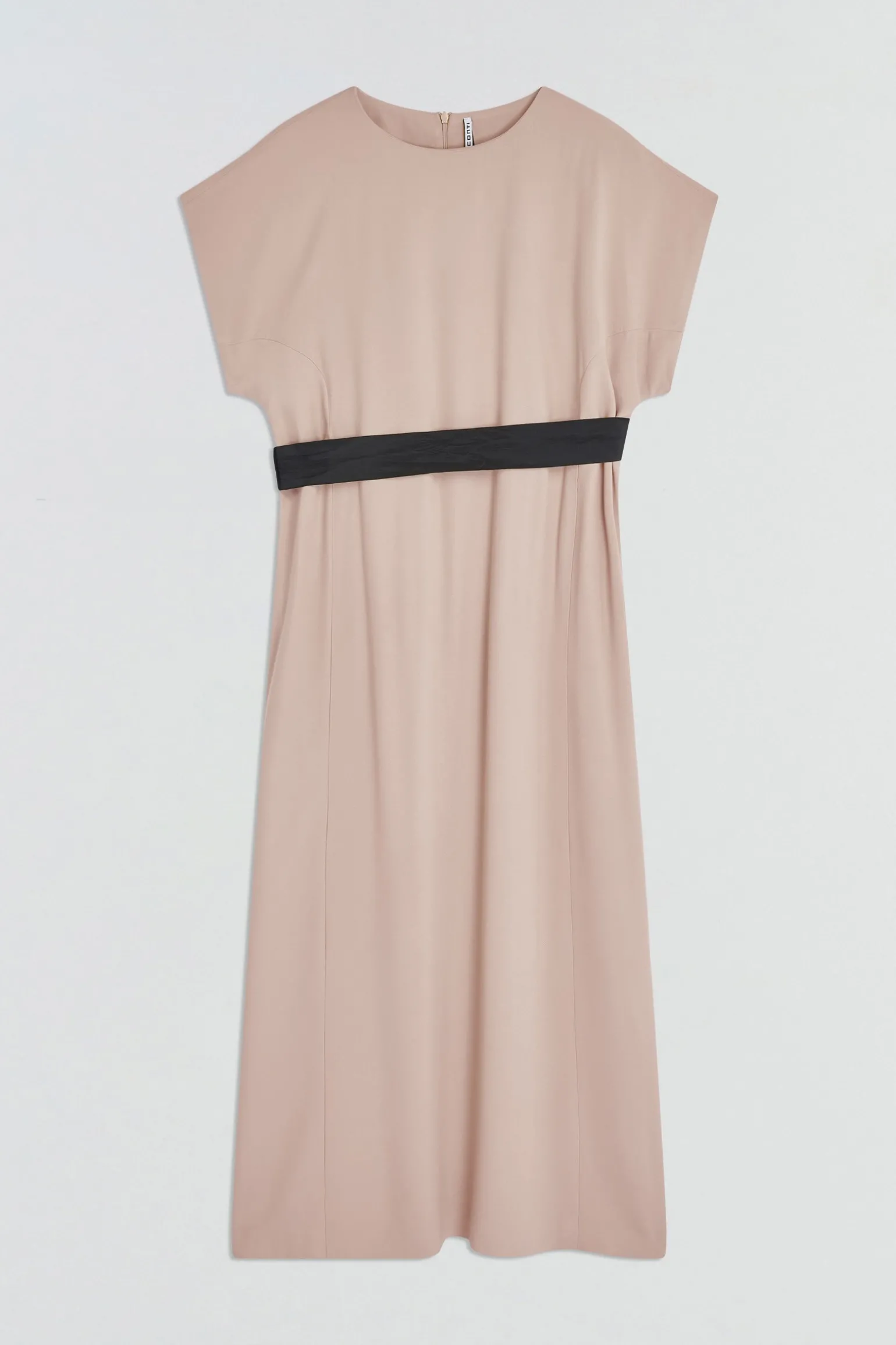 ROBE AVEC CEINTURE EN SATIN