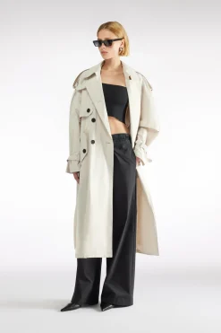TRENCH EN NYLON Ã MÃMOIRE DE FORME